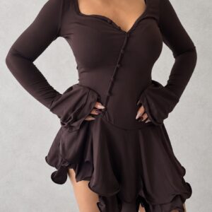Abito corto elegante e versatile